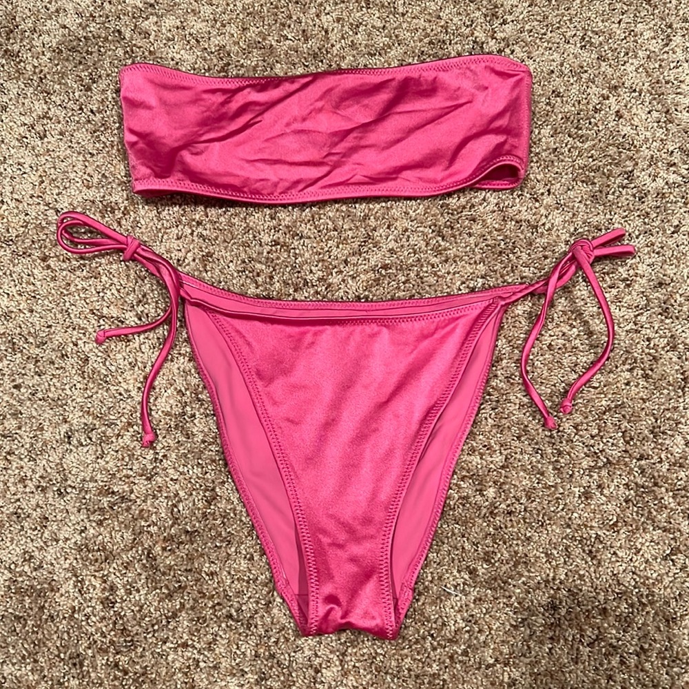 Kendall and Kylie pink bikini